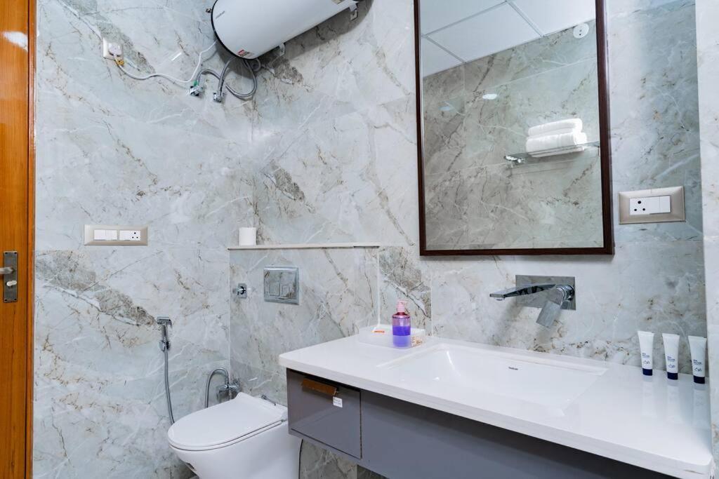 The Sage Villa - Luxury Homestay In デヘラードゥーン エクステリア 写真