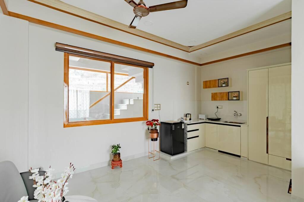 The Sage Villa - Luxury Homestay In デヘラードゥーン エクステリア 写真