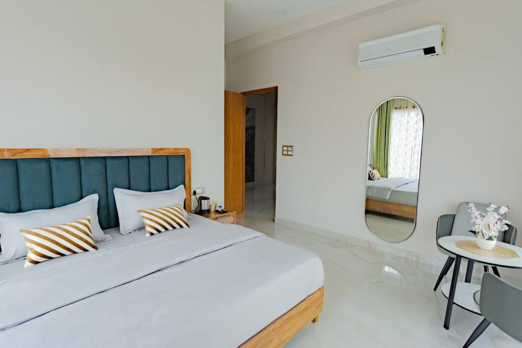 The Sage Villa - Luxury Homestay In デヘラードゥーン エクステリア 写真